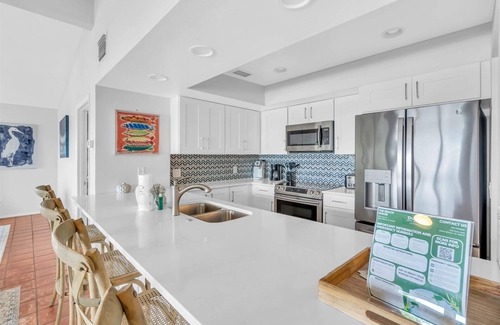 Anna Maria Villa | The Beach House 3 Bedroom Home by RedAwning