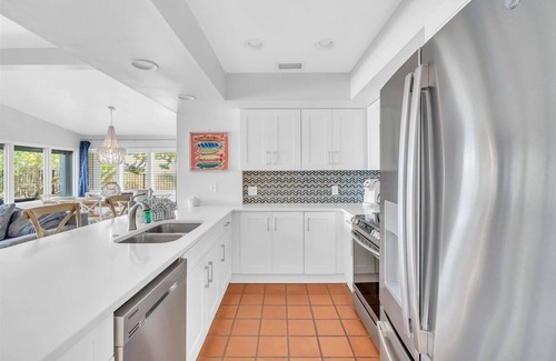 Anna Maria Villa | The Beach House 3 Bedroom Home by RedAwning
