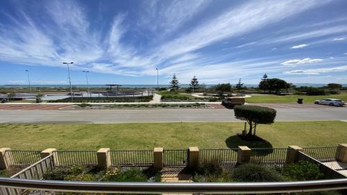 Jurien Bay Villa | The Beach House
