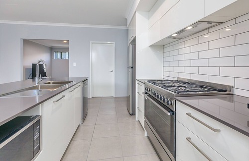 Rockingham House | The beach house