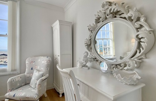 Old Town Hastings Apartment | The Beach House
