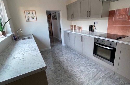 Withernsea House | The Beach House is in the centre of Withernsea, walking distance to the beach.