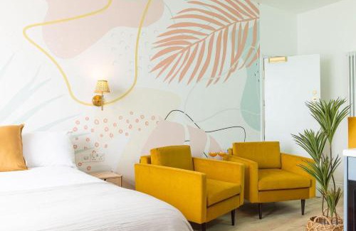 South Cliff Apartment | The Beach House - Pool & Spa
