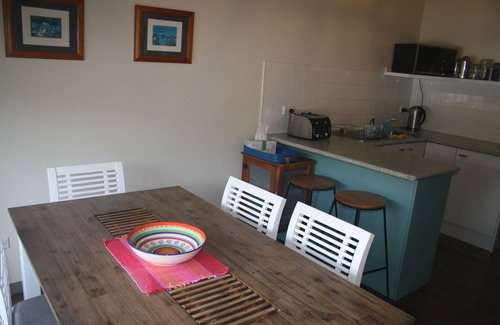 Avoca Beach House | The Beach Hut Avoca Beach on the Central Coast
