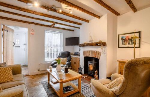 Pakefield House | The Beach Hut