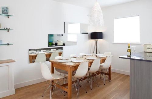Trebetherick House | The Beach Hut