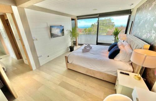 Westbourne Apartment | The Beach Hytte - Stunning Sea View Penthouse
