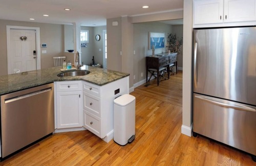 Old Saybrook House | The Beach life at Knollwood beach , Year round house short walk to the beach