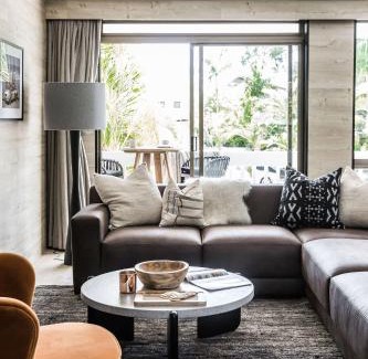 Noosa Heads Apartment | The Beach Lodge style and location in one great apartment