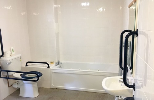 Trearddur Bay House | The Beach Motel