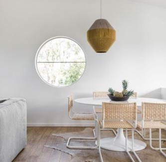 Noosaville Apartment | The Beach Retreat offers Pool and River Views