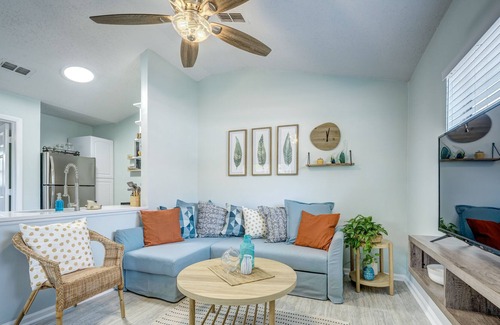 Jacksonville Beach Apartment | The Beach Villages - Villa Seven
