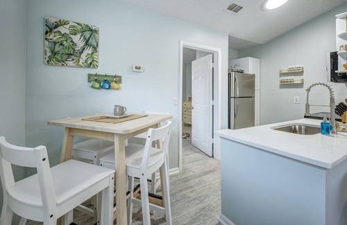 Jacksonville Beach Apartment | The Beach Villages - Villa Seven