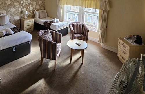 Weston-super-Mare Hotel | The Beach Weston