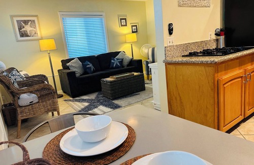 Lantern District Apartment | The Beaches are open! Dana Point Lantern Village -Balboa Unit