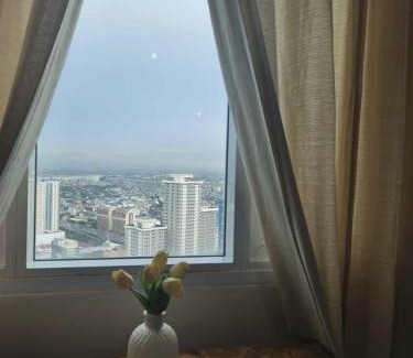 Legazpi Village Apartment | The Beacon Makati Condo-Hotel