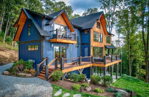 Banner Elk House | The Bear Cave at Eagles Nest