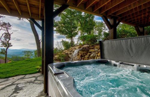 Banner Elk House | The Bear Cave at Eagles Nest