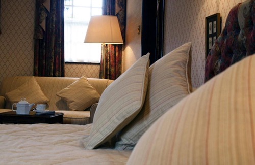 Crickhowell Hotel | The Bear Hotel, Crickhowell