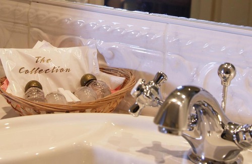 Crickhowell Hotel | The Bear Hotel, Crickhowell
