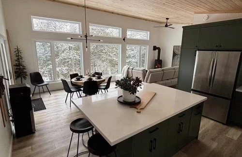 Algonquin Highlands Cottage | The Beech Lakehouse