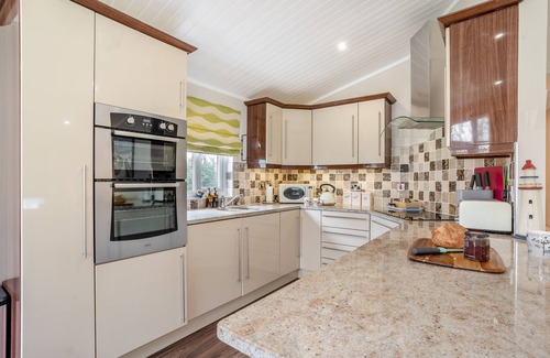 Llanarth House | The Beech House Lodge - New Quay