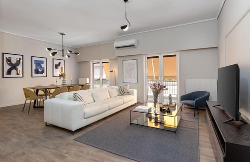 Kypseli Apartment | The Beehive Apartments