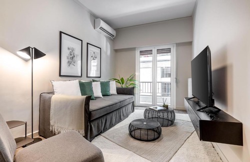 Kypseli Apartment | The Beehive Apartments