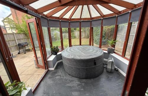 Burton on Trent House | The Belfry, Stretton