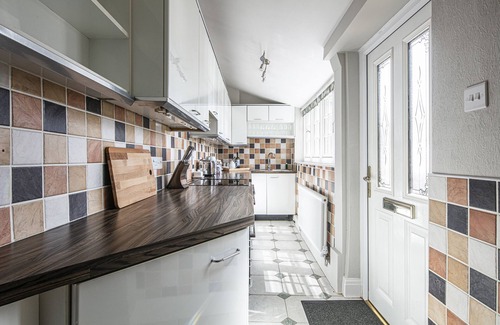 Bakewell Cottage | The Belle