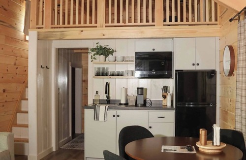 Mingoville Cabin | The Bellefonte Campground presents: Tiny Home | 2 Bedroom with HOT TUB