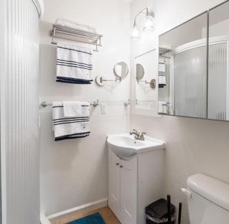 South Berkeley Apartment | The Berkeley Haven