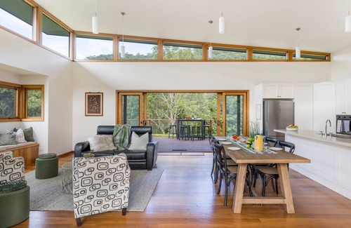 Bundewallah House | The Berry Dairy - Relax in natures symphony