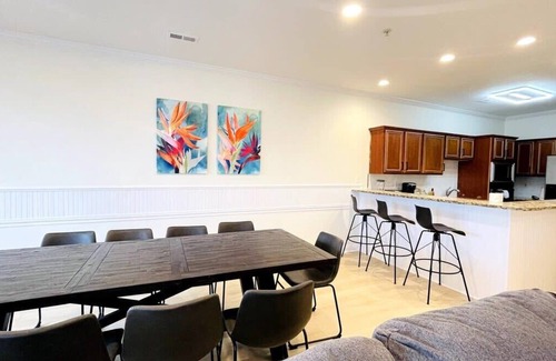 Atlantic Beach Apartment | The best location, Spacious ocean view 7BR +pool