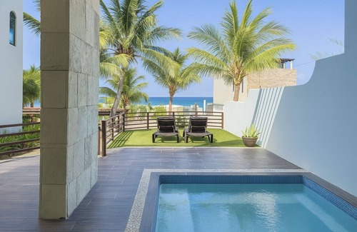 Colonia Meteorologico Villa | The Best Pool and Best Sunrises + Oceanview
