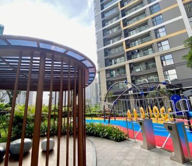 District 9 Apartment | The Beverly Studio Vip Luxury Superior
