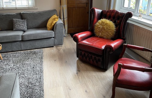 Bewdley Cottage | The Bewdley Bolthole Cottage with log burner Sleeps upto 6 free wifi Netflix