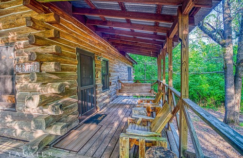 Bruno Cabin | The Big Buffalo sleeps 15 with Hot Tub