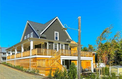 Seabrook House | The Big Chill by Seabrook Hospitality
