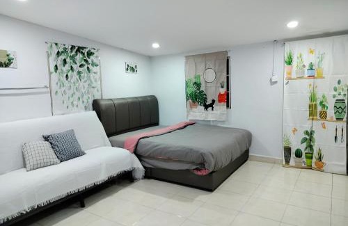Alor Merah House | The Big Family Homestay