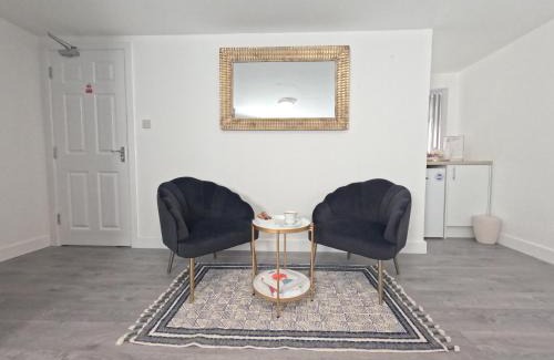 Sheffield House | The Big Gun Guest House