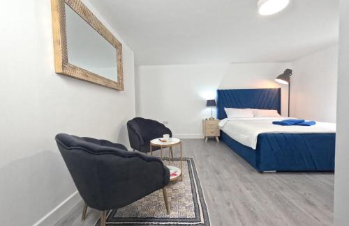 Sheffield House | The Big Gun Guest House