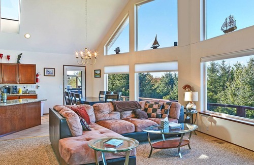 Ocean City Villa | The Biggest Vacation Rental in Ocean Shores Area