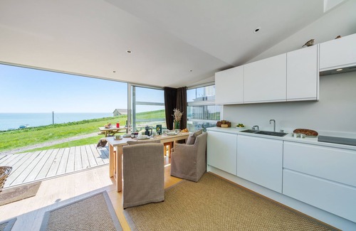 Eype Cabin | The Billy Shed - sleeps 5 guests in 3 bedrooms
