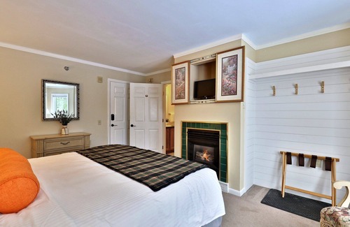 Killington Cabin | The Birch Ridge #8 - European Room, a cozy boutique hotel in the heart of Killington, Vermont.