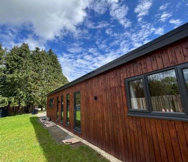 Narberth Ski Chalet | The Bird House