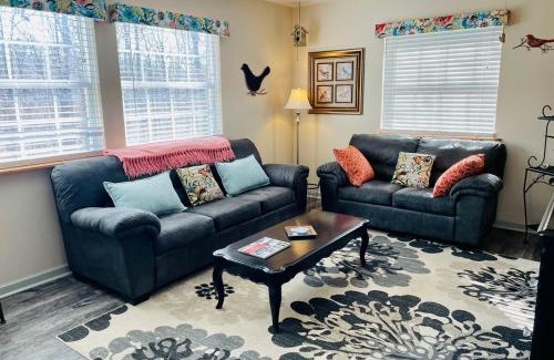Dunlap Apartment | The Bird House near Fall Creek Falls State Park