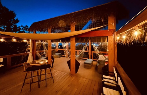 Horseshoe Bay Cabin | The Bird's Nest at The Retreat on the Hill