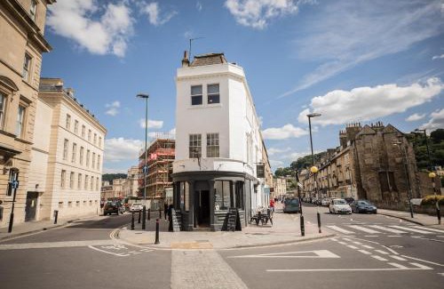 Bath City Centre Hotel | The Black Fox