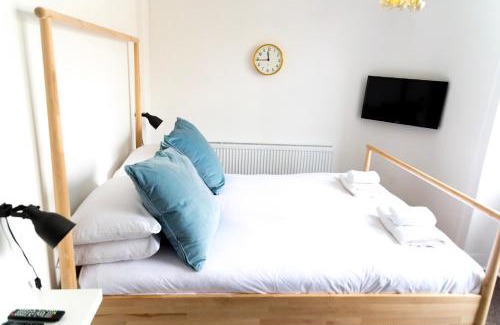 Bath City Centre Hotel | The Black Fox